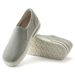 Birkenstock Oswego Canvas/Suede -Sandal Stride Sales 1022396 sole