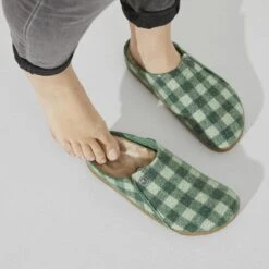 Birkenstock Zermatt Wool Felt 17 Birkenstock Zermatt Wool Felt -Sandal Stride Sales 1023176 detail 8